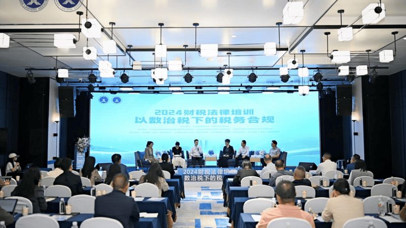 申请人需提供以下证明材料：